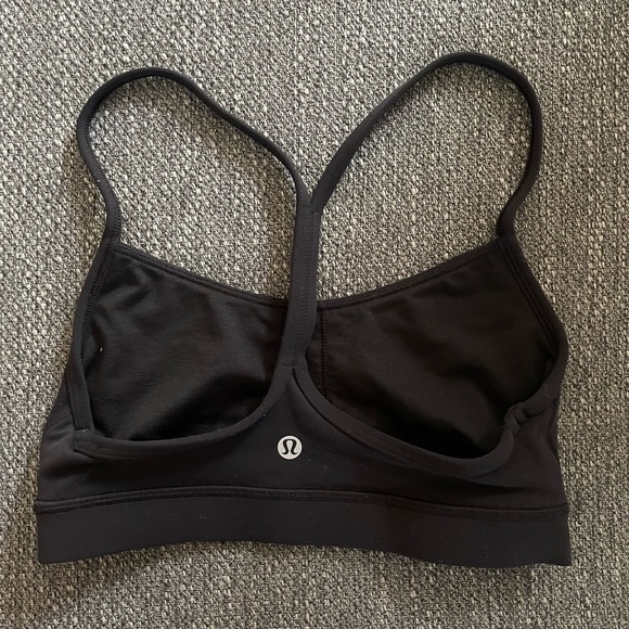 Lululemon sport bra size 4 - Picture 2 of 2